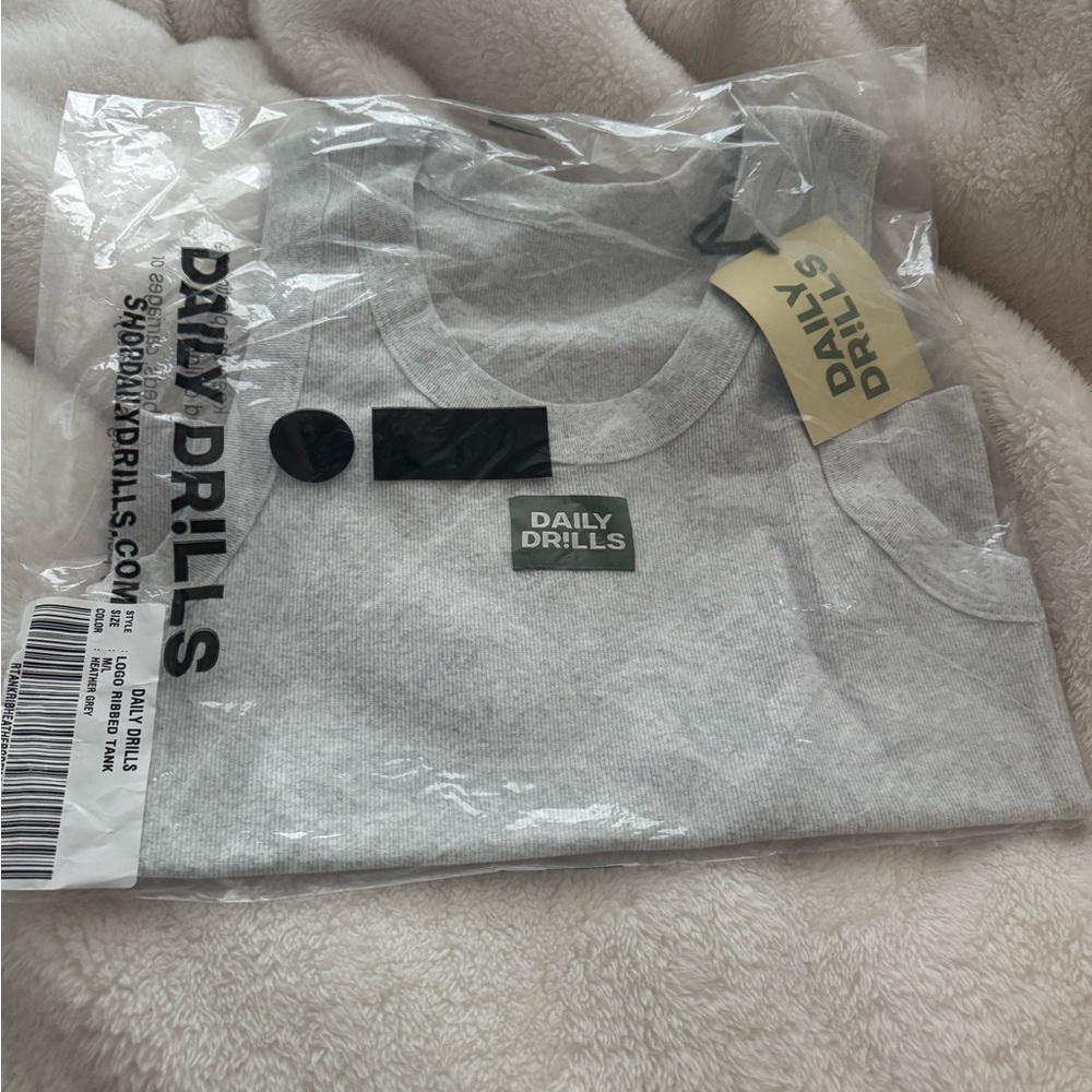NWT daily drills ribbed tank top